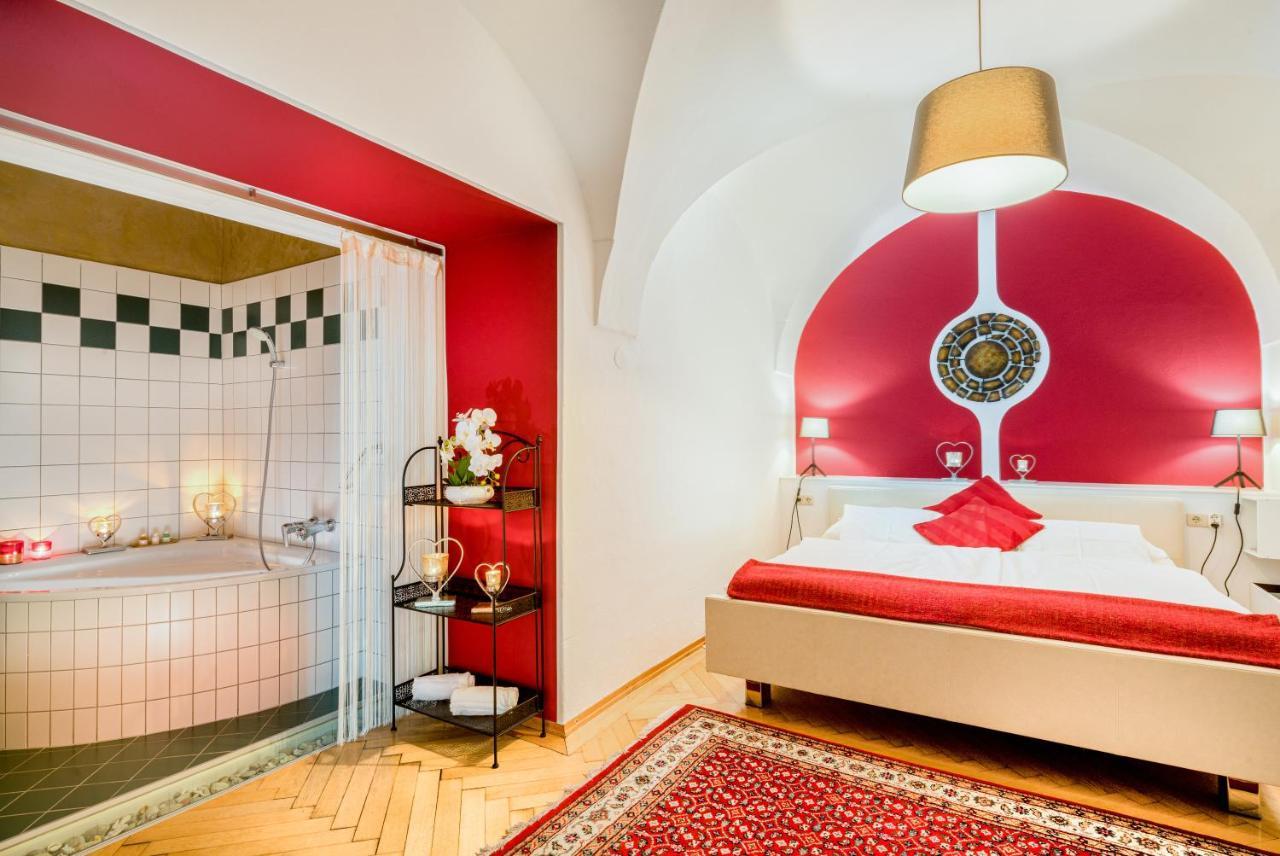 Schlosshotel Rosenau Superior Schloss Rosenau Zewnętrze zdjęcie