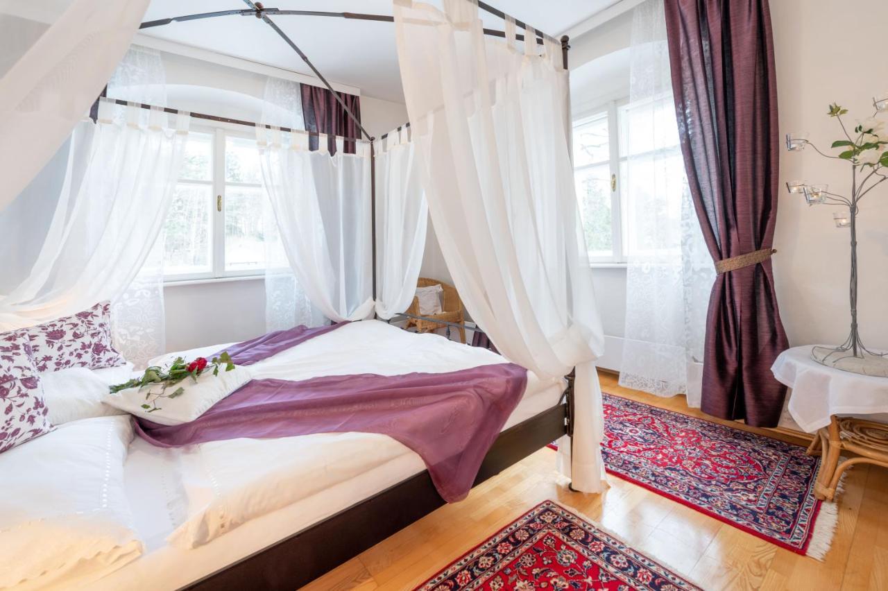 Schlosshotel Rosenau Superior Schloss Rosenau Zewnętrze zdjęcie